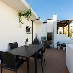Maria Rita Faro Rooftop Apartment